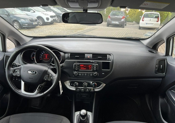 Kia Rio cena 27900 przebieg: 104000, rok produkcji 2012 z Poddębice małe 154